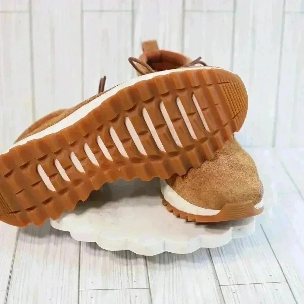 Cole Haan seasons ankle themes